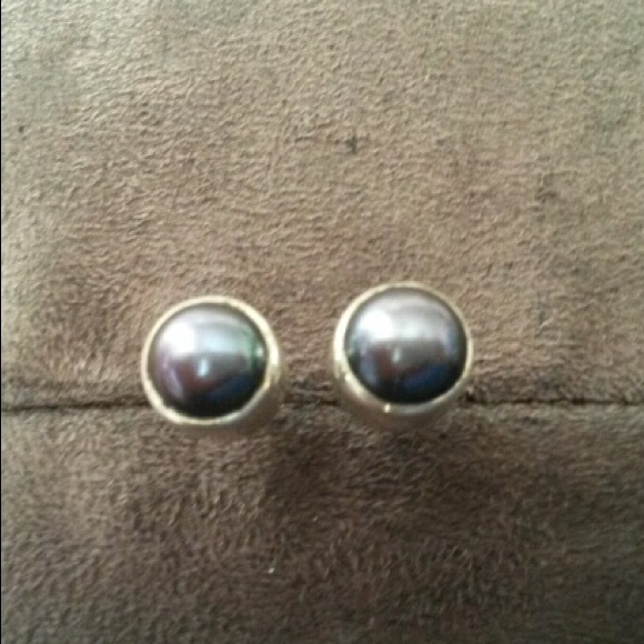 Fresh water pearl & sterling silver stud earrings - Picture 7 of 7